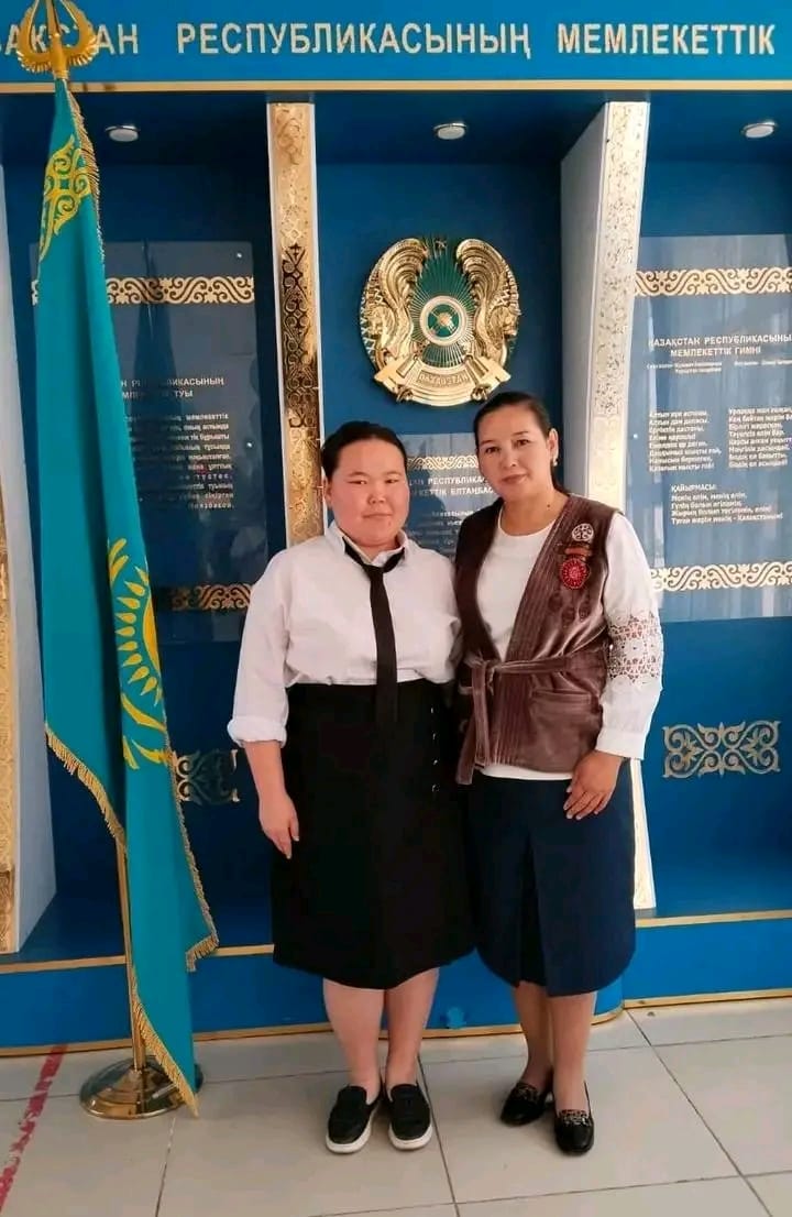 МӘШҺҮР ЖҮСІП КӨПЕЙҰЛЫ ӘЛЕМІНЕ ҚЫЗЫҒУШЫЛЫҚ ЖАС ЗЕРТТЕУШІЛЕР ЖОБАСЫНДА  📚🔍📝📂