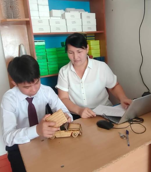 ЖАС ӨНЕРТАПҚЫШ  ӘДІЛДІҢ ЖЕҢІСІ ҚҰТТЫ БОЛСЫН!